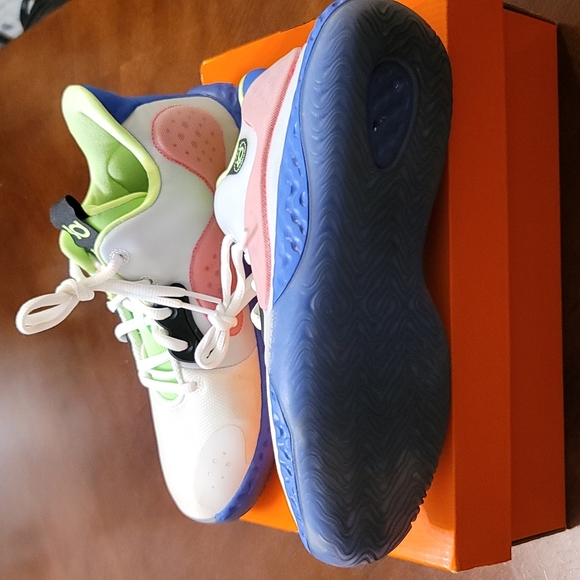 KD TREY 5 V11 GS WOMEN SZ 6.5 WORN 1 - Picture 4 of 4